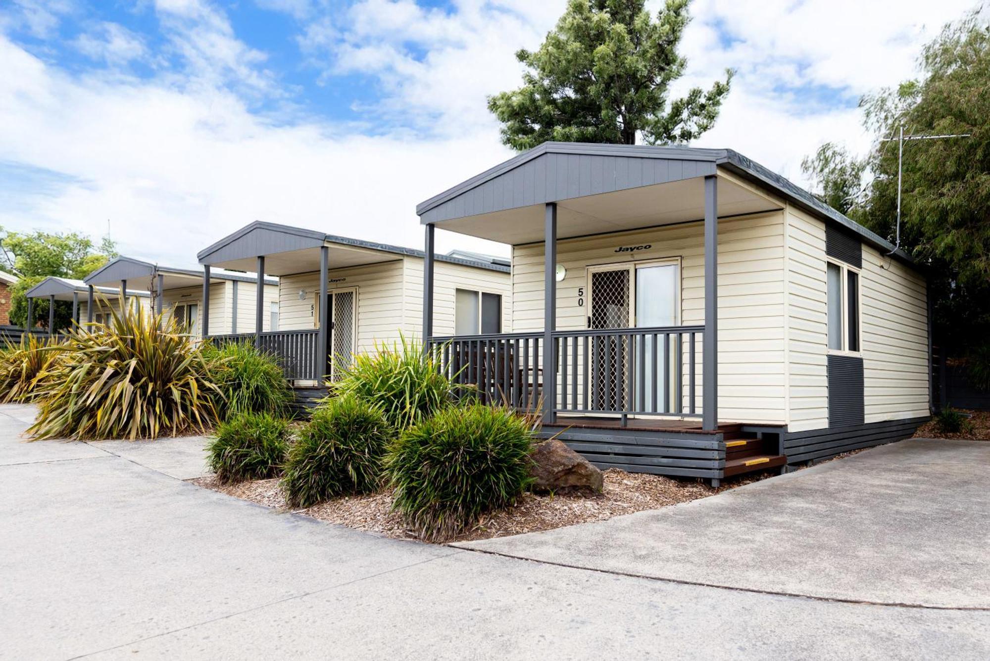 Airport Tourist Village Melbourne — Photos 1